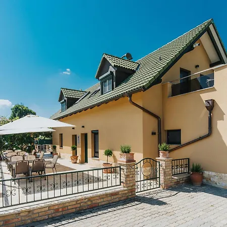 Amannsberger Wineyardlodge *